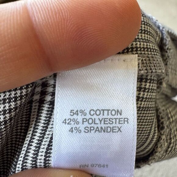 J. Jill Pleated-Hem Sleeveless Black Cream Top Blouse Size Medium Plaid NWOT - Picture 6 of 7